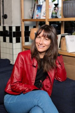 {{brizy_dc_image_alt imageSrc=